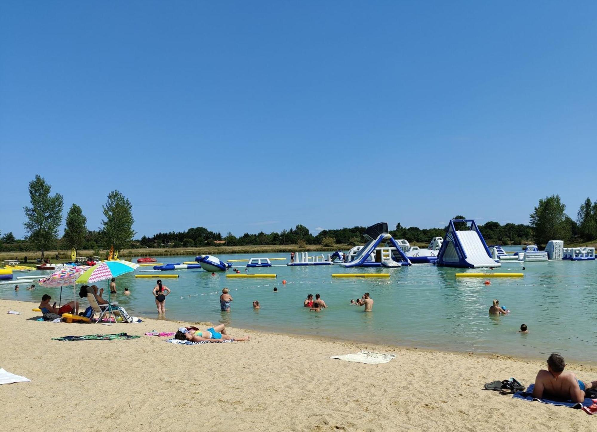 Meuble De Tourisme Classe 3 Etoiles Le Ptit Coin De Soleil - Saint Ciers D'Abzac Exteriör bild